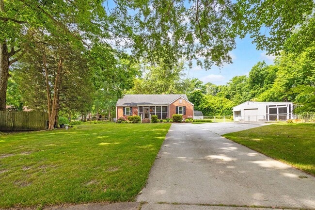 6333 Tuttle Ave in Norfolk, VA - Building Photo - Building Photo