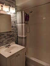230 Beacon St, Unit 1 in Boston, MA - Building Photo - Building Photo