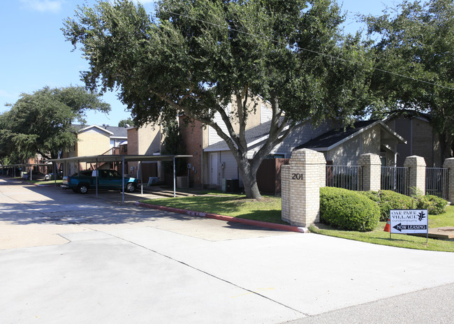 Oak Park Village Condominiums