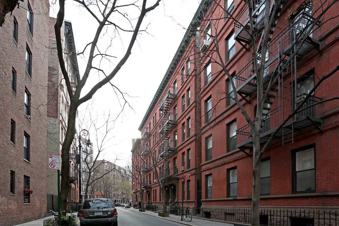 62-68 Barrow St in New York, NY - Foto de edificio