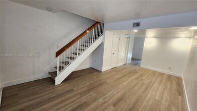 8252 NW 6th Terrace in Miami, FL - Building Photo - Building Photo