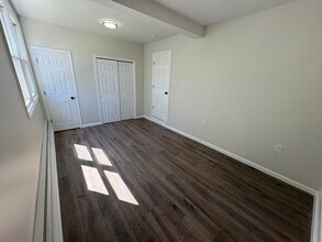 7 Reil Pl, Unit 1 in Bay Shore, NY - Building Photo - Building Photo
