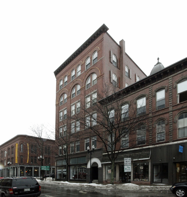 Atkinson Apartments in Lewiston, ME - Foto de edificio - Building Photo