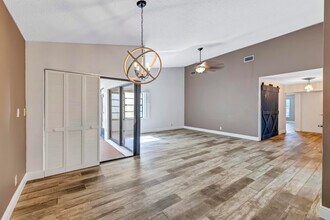 2075 NW 15th Pl in Delray Beach, FL - Building Photo - Building Photo