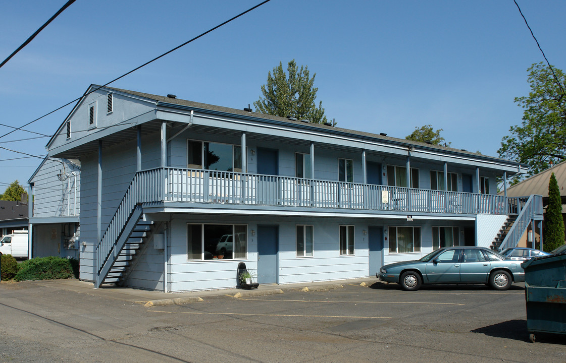 650 W 4th Ave in Eugene, OR - Building Photo