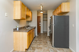 Ridgewood Apartments in Mounds View, MN - Building Photo - Interior Photo