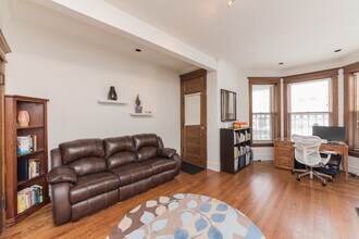 3744 N Fremont St in Chicago, IL - Building Photo - Building Photo