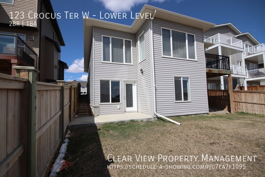 123 Crocus Terrace W in Lethbridge, AB - Building Photo