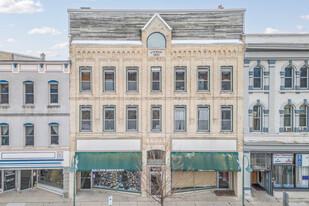 Hawks Nest Apartments in Whitewater, WI - Building Photo
