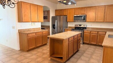 43658 Caven Dr in Maricopa, AZ - Building Photo - Building Photo