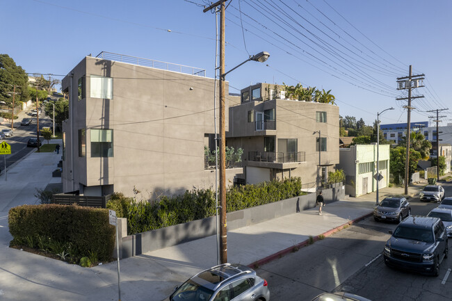 1830 Glendale Blvd in Los Angeles, CA - Foto de edificio - Building Photo