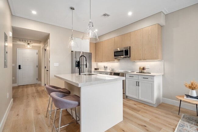 70 Leo M Birmingham Pkwy-Unit -415 in Boston, MA - Building Photo - Building Photo