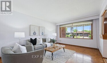 27 Palermo Crescent in Guelph, ON - Building Photo - Building Photo