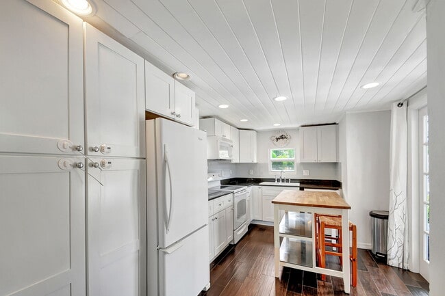 412 El Prado in West Palm Beach, FL - Building Photo - Building Photo