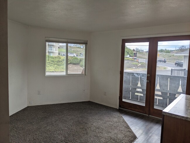 3118 E MARIETTA AVE APT 2 in Spokane, WA - Foto de edificio - Building Photo