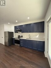 332 Fleetwood Dr in Oshawa, ON - Building Photo - Building Photo