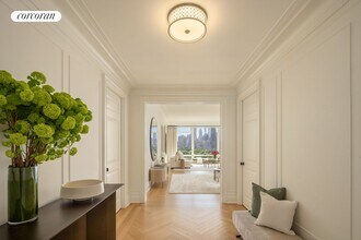 15 Central Prk W in New York, NY - Building Photo - Building Photo