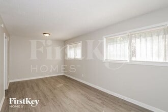 5374 Jordan Dr in Memphis, TN - Building Photo - Building Photo