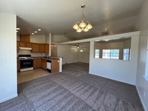 759 Morning Sun Ct in Gardnerville, NV - Building Photo - Building Photo