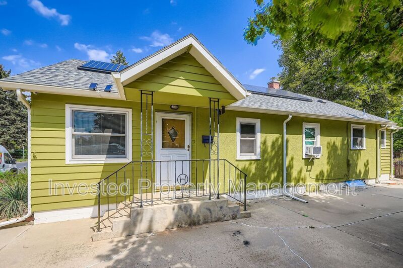 504 S Roosevelt Ave in Lafayette, CO - Building Photo