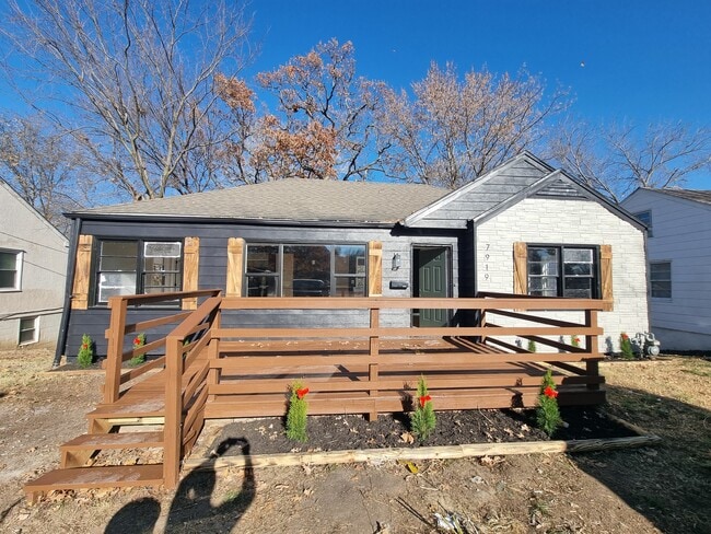 property at 7919 Hickman Mills Dr