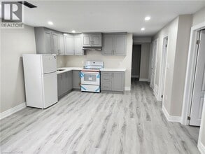 400 Wild Calla St in Waterloo, ON - Building Photo - Building Photo