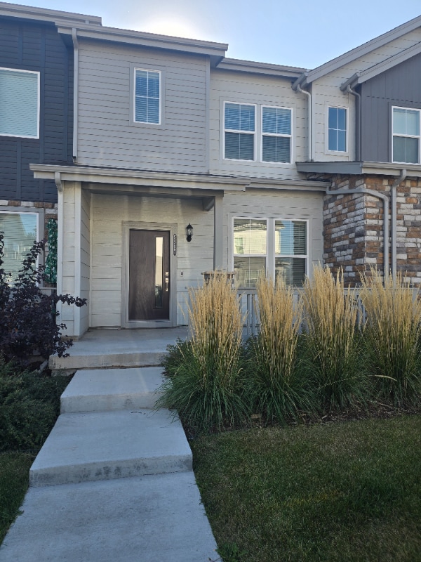 property at 5387 Euclid Dr