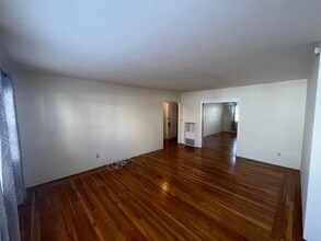 844 York St in Oakland, CA - Building Photo - Building Photo