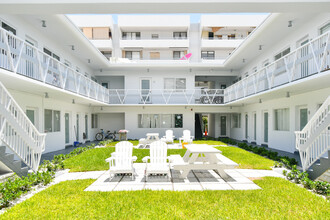 7291-7293 Gary Ave in Miami Beach, FL - Building Photo - Building Photo