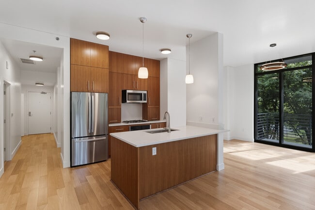 property at 922 NW 11th Ave
