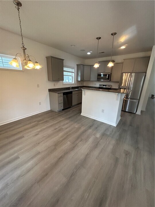 314 Phillips Dr in Pendleton, SC - Building Photo
