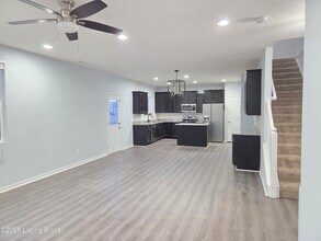 272 St Regis Dr in Shelbyville, KY - Building Photo - Building Photo