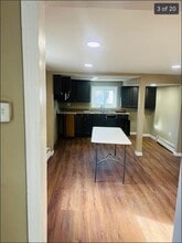 557 Lawrence St in Lowell, MA - Building Photo - Building Photo