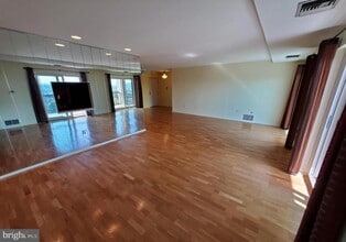 1375 Pershing Blvd in Reading, PA - Building Photo - Building Photo