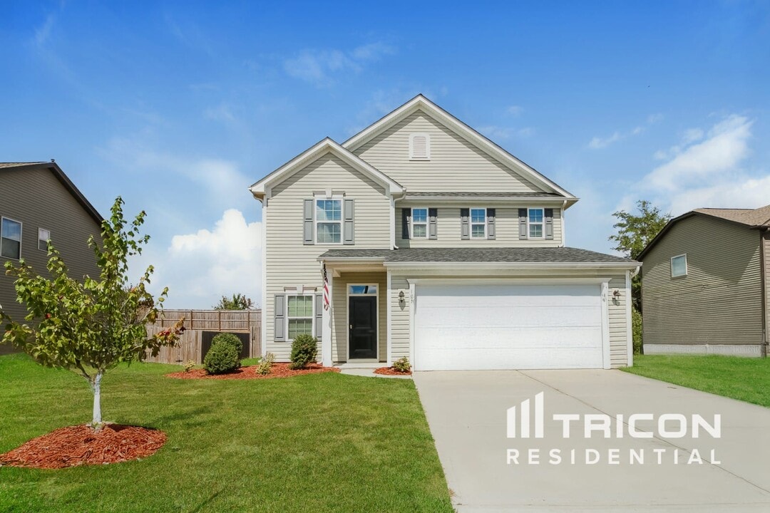 107 Monocacy Way in Piedmont, SC - Building Photo