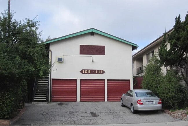 109 N Marguerita Ave