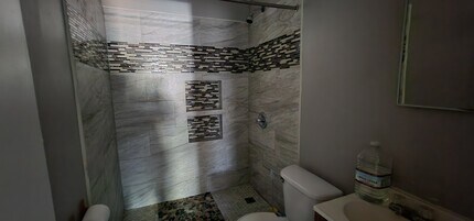 117 Austin St in McGregor, TX - Building Photo - Building Photo