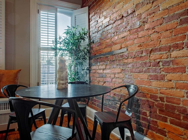 1647 Wisconsin Ave NW in Washington, DC - Building Photo - Building Photo