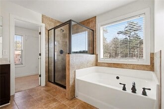 2260 Harvest Ridge Cir NE in Buford, GA - Foto de edificio - Building Photo