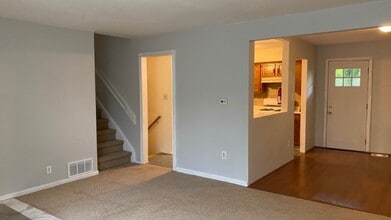 47 Dixmont Ave in Ewing Township, NJ - Building Photo - Building Photo