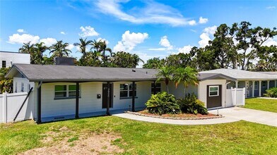 3900 Alabama Ave NE in St. Petersburg, FL - Building Photo - Building Photo