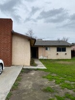 1225 Elberta Dr in Hanford, CA - Building Photo