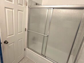 1322 Fargo Ave in Des Plaines, IL - Building Photo - Building Photo