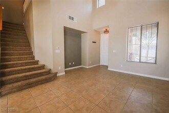 8158 Altamont Ridge St in Las Vegas, NV - Building Photo - Building Photo