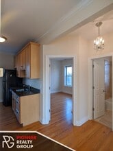1204 W Waveland Ave, Unit 3 in Chicago, IL - Building Photo - Building Photo