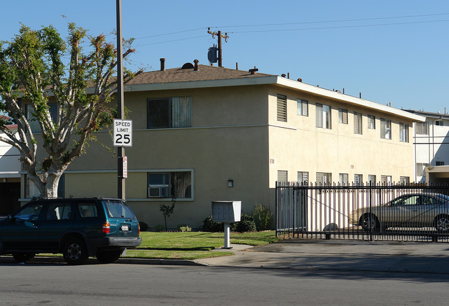 12202 Peacock Ct in Garden Grove, CA - Building Photo - Building Photo