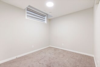 110 Magnolia Vw SE in Calgary, AB - Building Photo - Building Photo