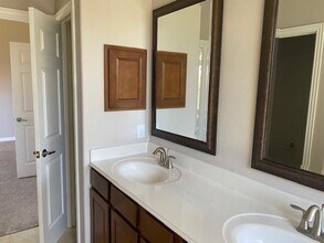 3337 Lone Brave Dr in Fort Worth, TX - Building Photo - Building Photo