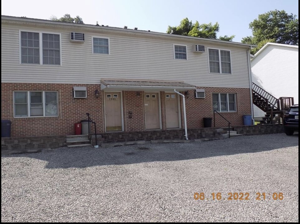 1322 Perry Ave, Unit 1322 in Morgantown, WV - Building Photo