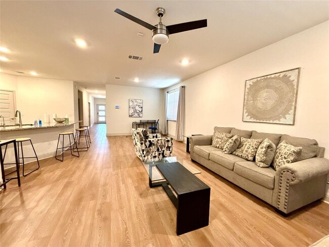 17217 Bassano Ave in Pflugerville, TX - Building Photo - Building Photo